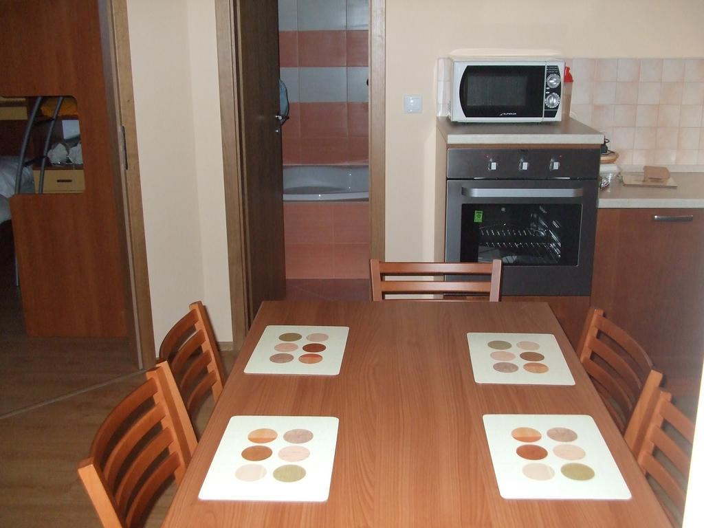 Rodinny Apartman Slnecnica 塔莱 外观 照片