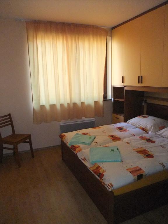 Rodinny Apartman Slnecnica 塔莱 外观 照片